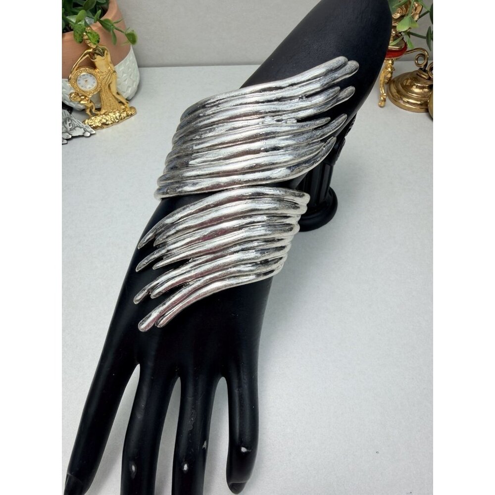 Zara Statement Silver Wing Cuff Bracelet Hinged Alligator Texture NWOT Maxi